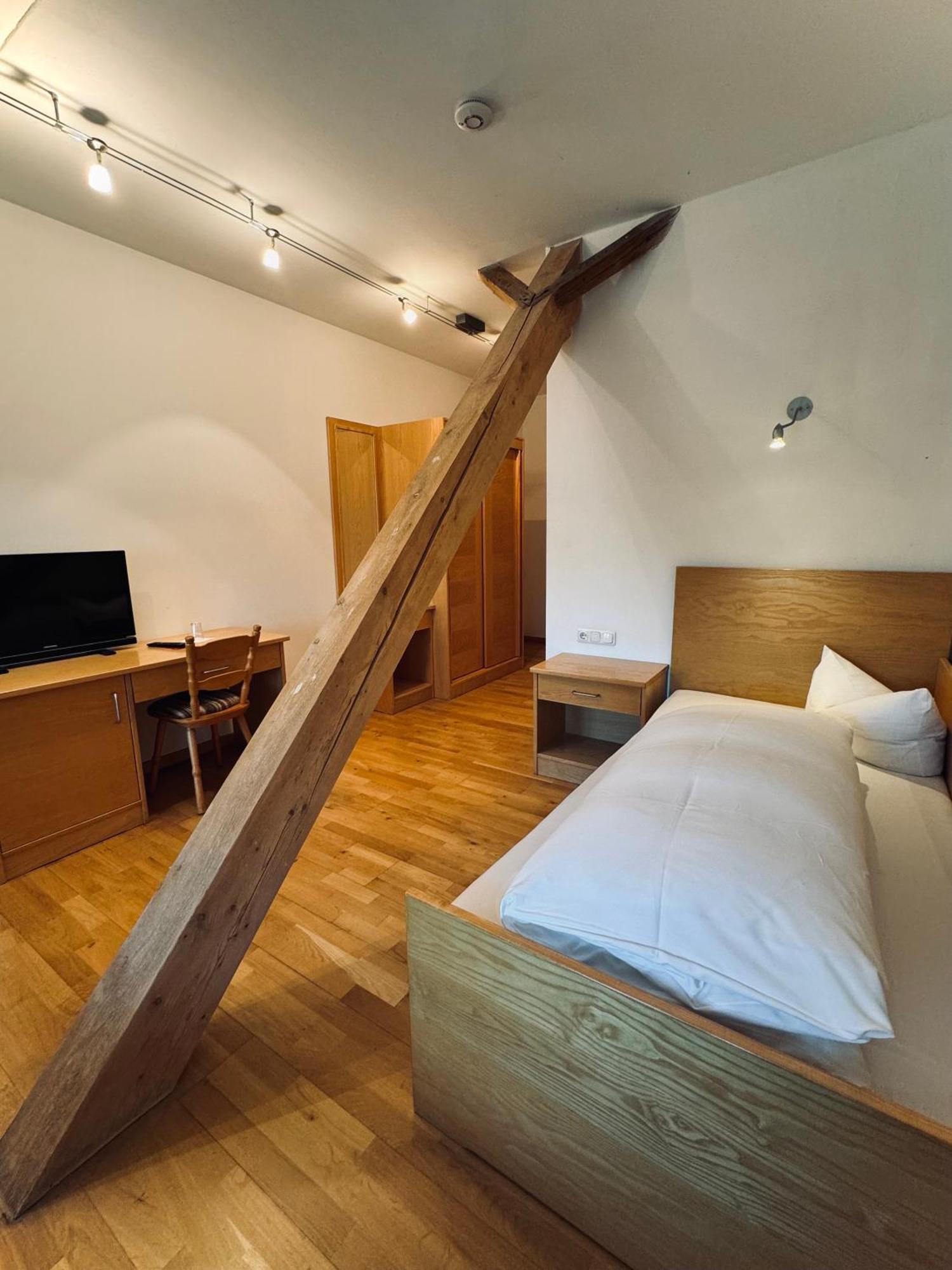 Landgasthof Hotel Zwickl Deggendorf Zewnętrze zdjęcie